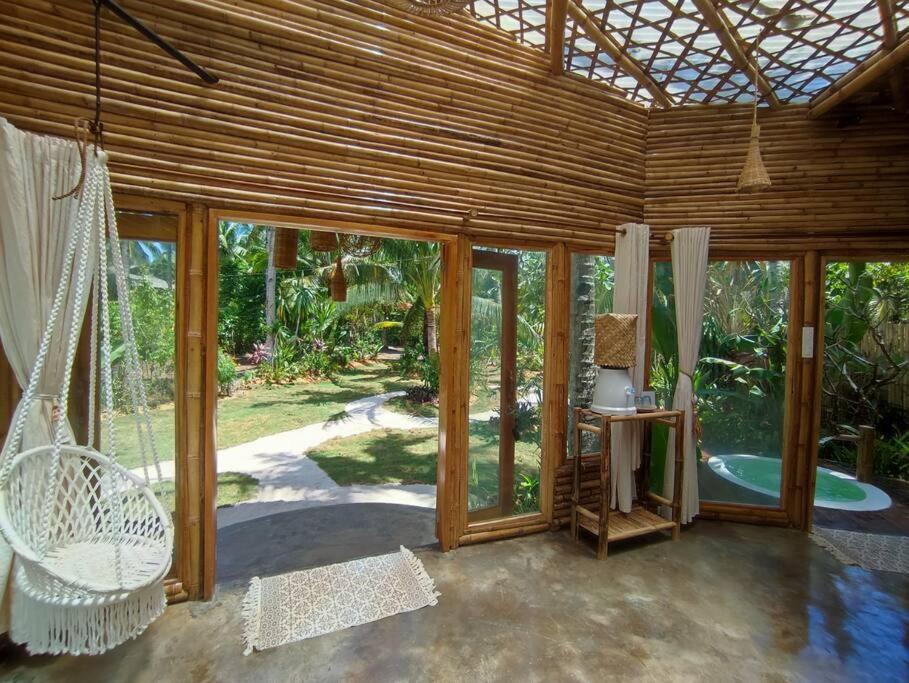 The Bamboo Houses - Tropical Garden & Empty Beach General Luna  Exterior foto